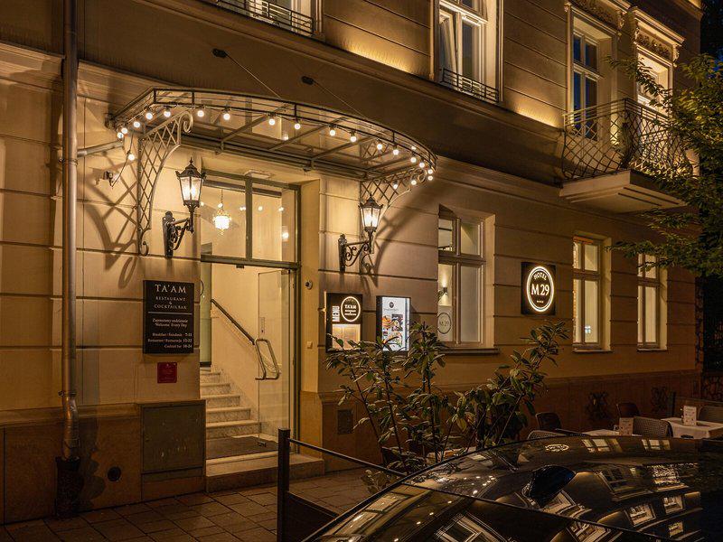 AC4E8CDB1B7E4F8AB17BA8840E500119