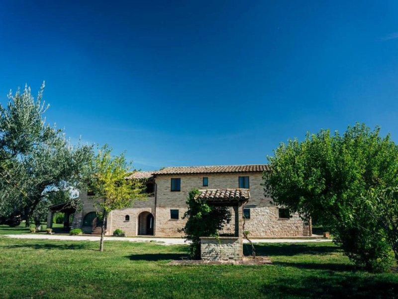 5BCD9D07A8CA3AAE991AD24ADC63A0C6