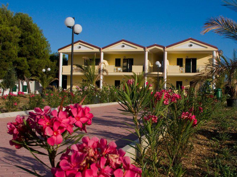 21E96141C309DBE7EBB53D5A99067197