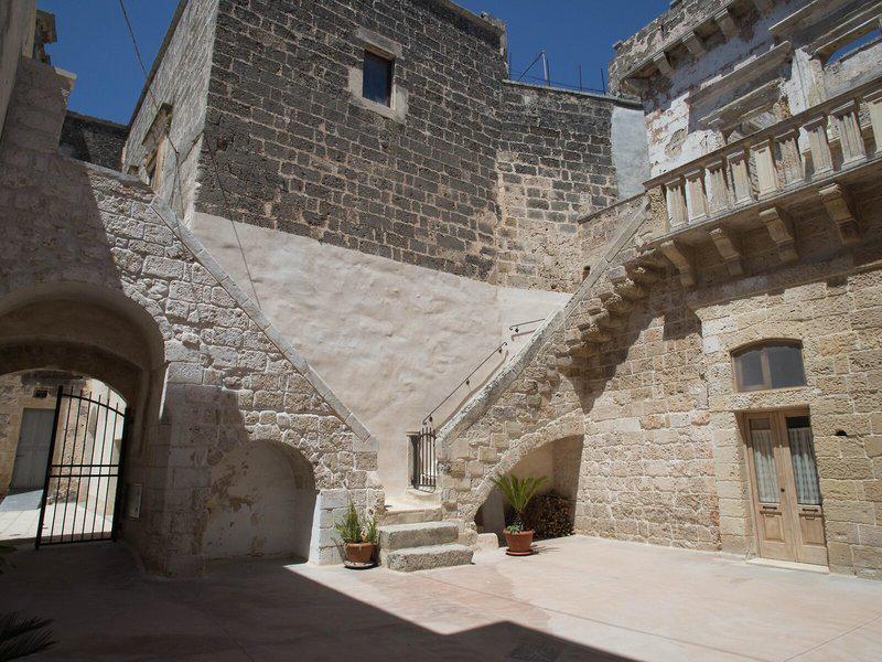 04F079698511D4200E68CE9445FE447B