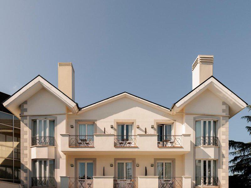 78DAA18133E8DF4D3BC56F4A9E552544