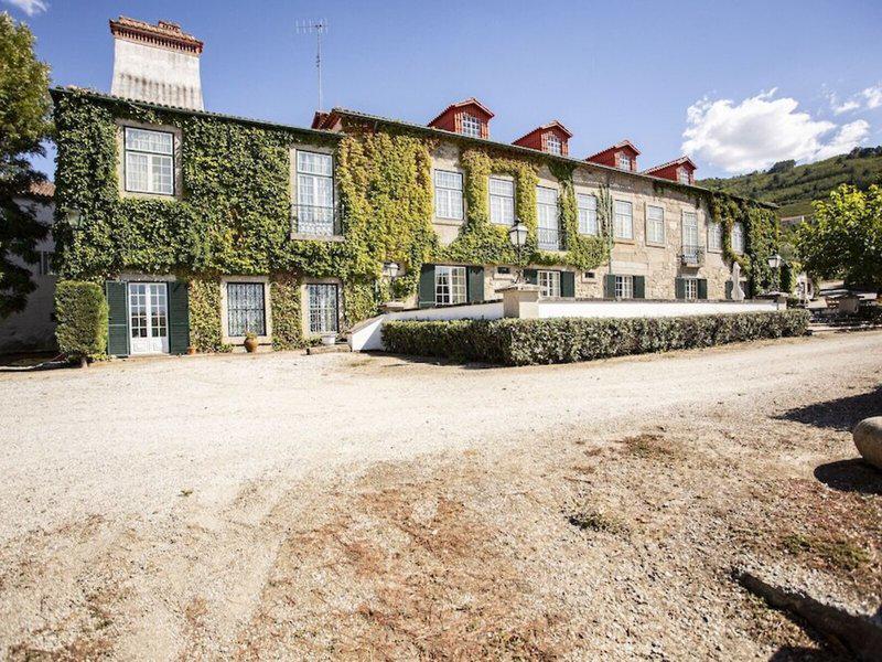 414664E4BEAE8BD1E2D5CDA5914D5FE9