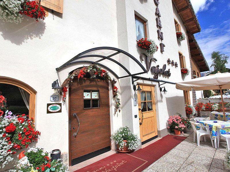 D54F204916BAB1D866A698C4E87D9915