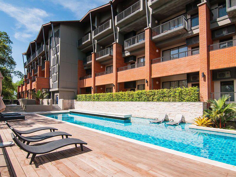 D6AA976C43D6A3F557AE42A5955FCAC8