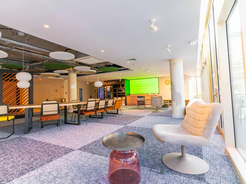 E984CD7E34114597266B085A171D7957