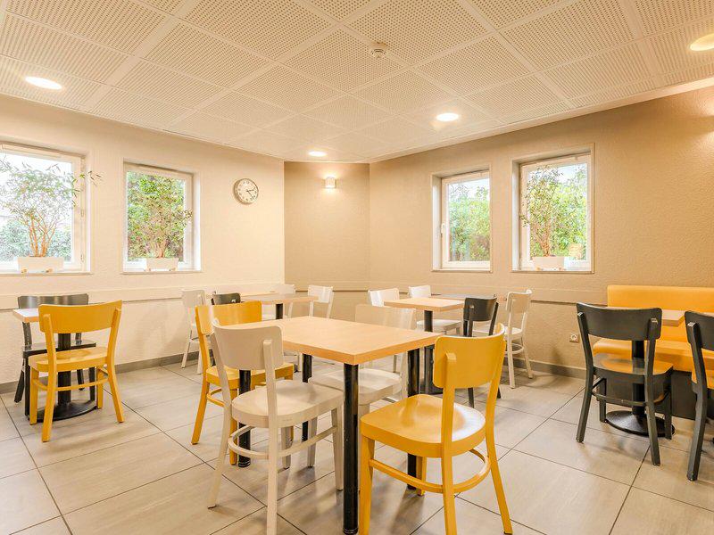 F790CE2DFCB36F95F0150D713420AFC8