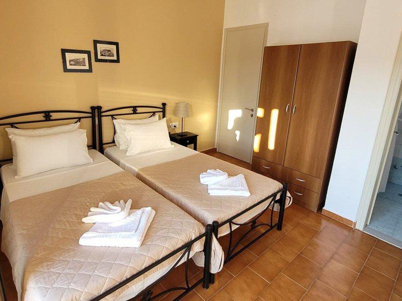 DB91858D430CFDE29A9942B08E3ADCBC