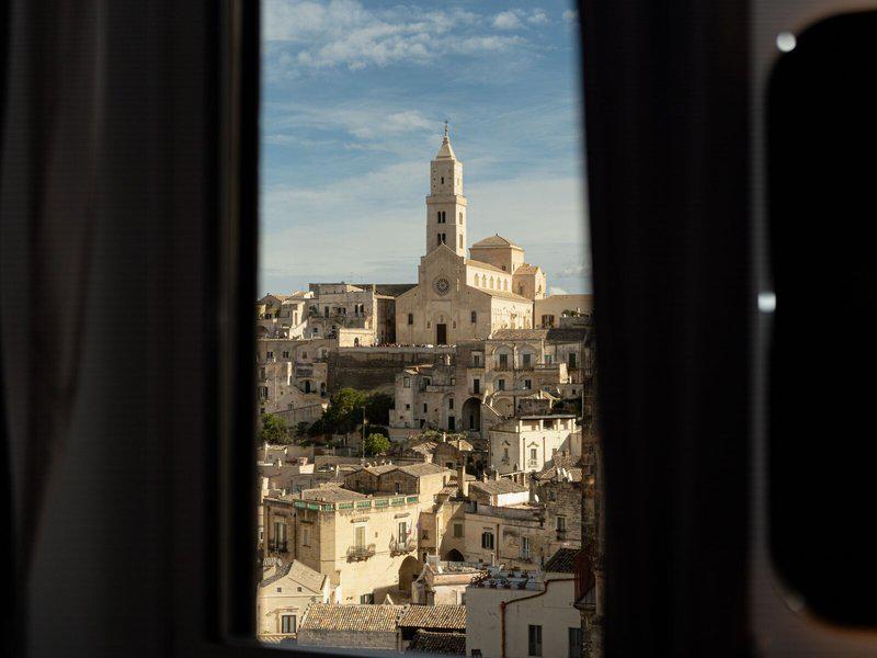 DACF6D668956D9F65AE889A3BAE3A9E1