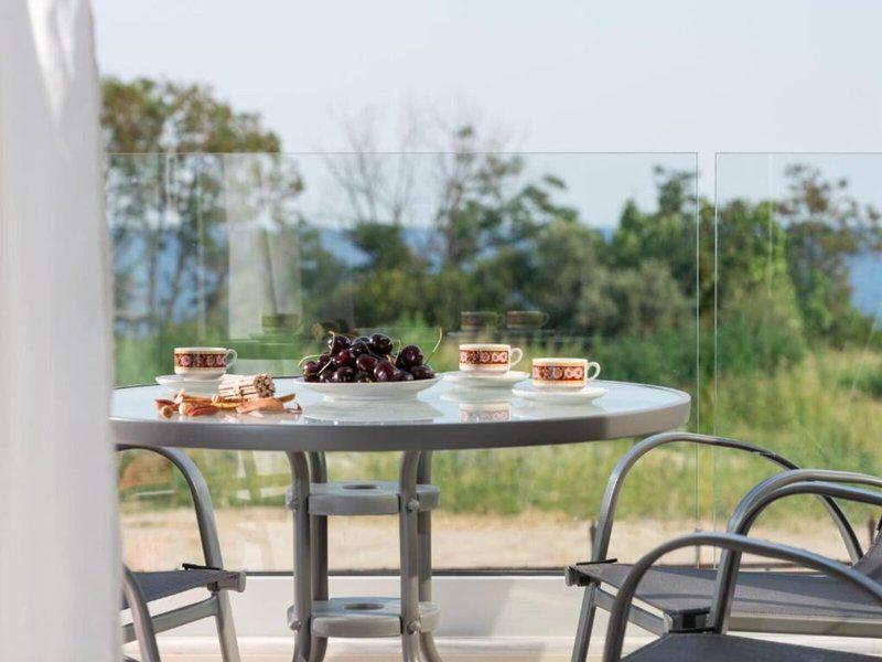 A5D57924836A41C9B9B67E37E4C7791C