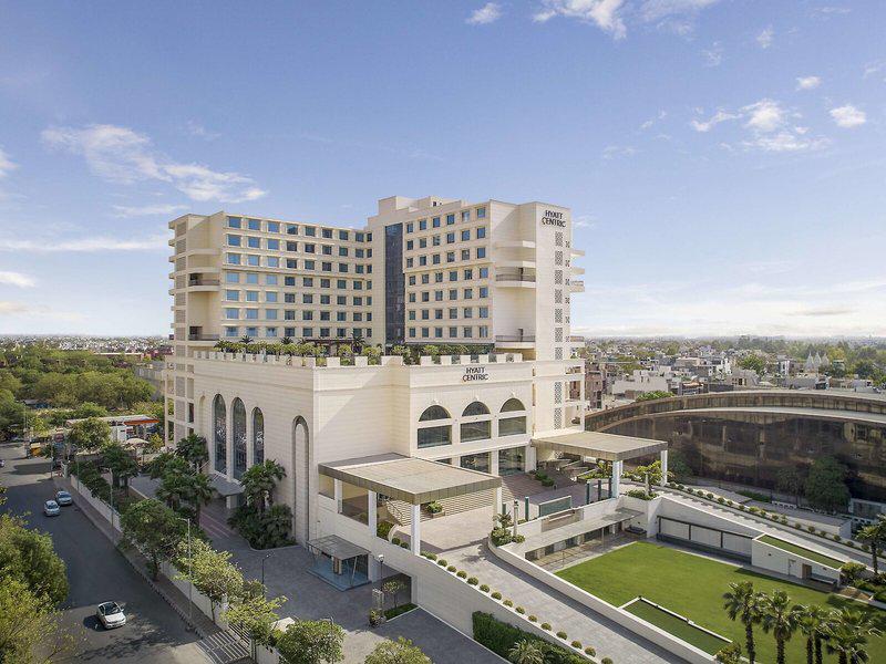 CF8CBD5933186D6D6C02B174E7C20504