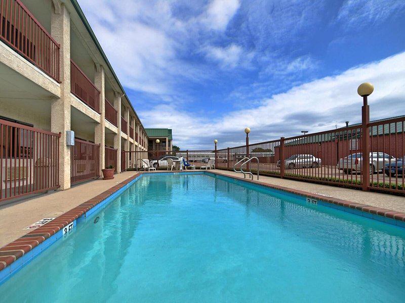 33AE3A43FA76715790E60CB437A4D504