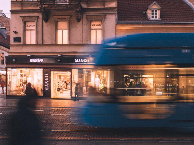 A0BB92695A9D4416A1898614FEC3A47E