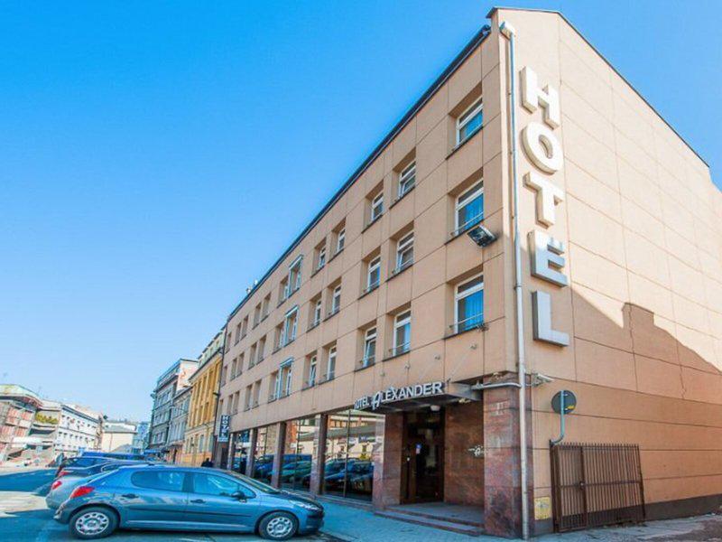 6B8234FCE628AA02BE5BA3371A6017EC