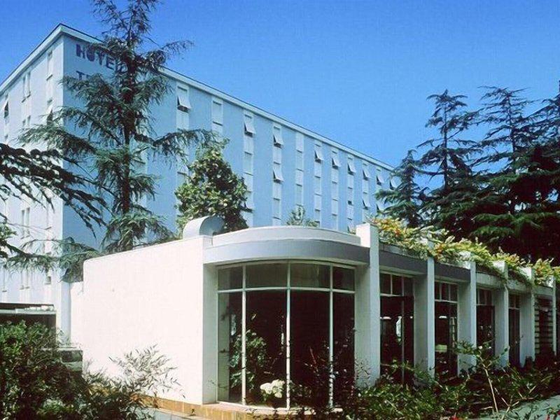 978B9686ED46284E89A0FAB123B6853B