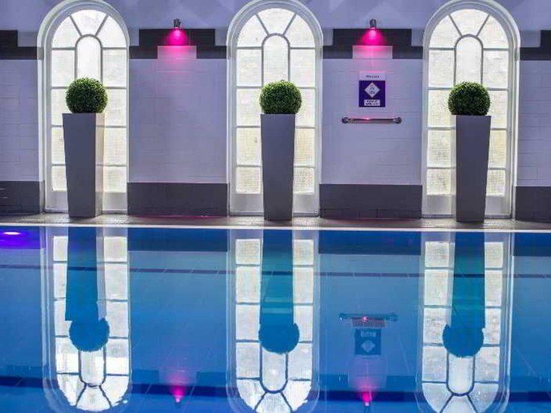 226B58A4BCEF8815D3C0199462DE0A13