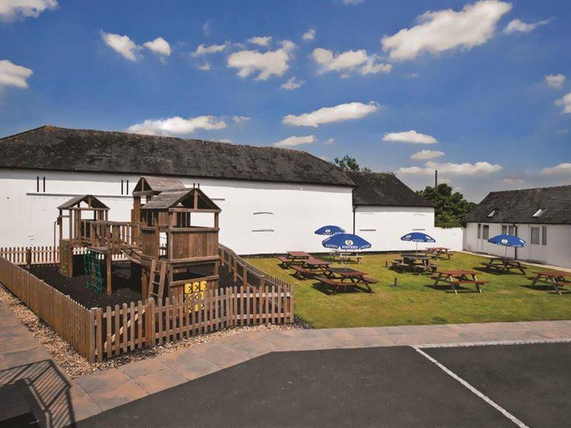 96C6939BAD21A412A0B5CF8271E4CBFB