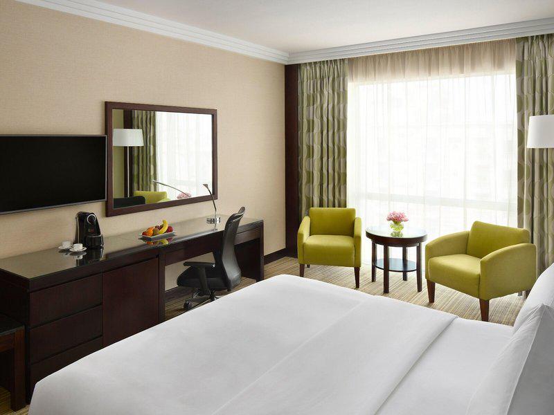 947C7F6A23BAEFF2525275E3F4ADB646