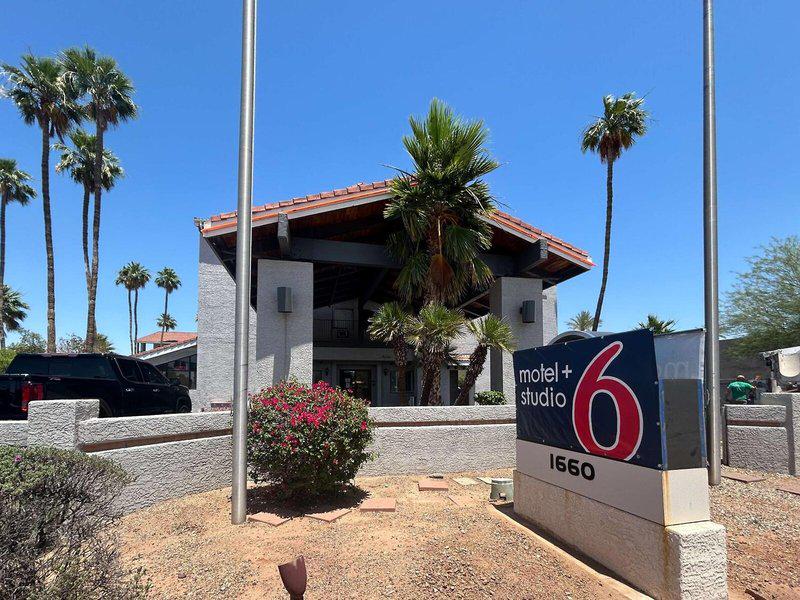 293565BD5D2F78FFFF0A6E92F339A407