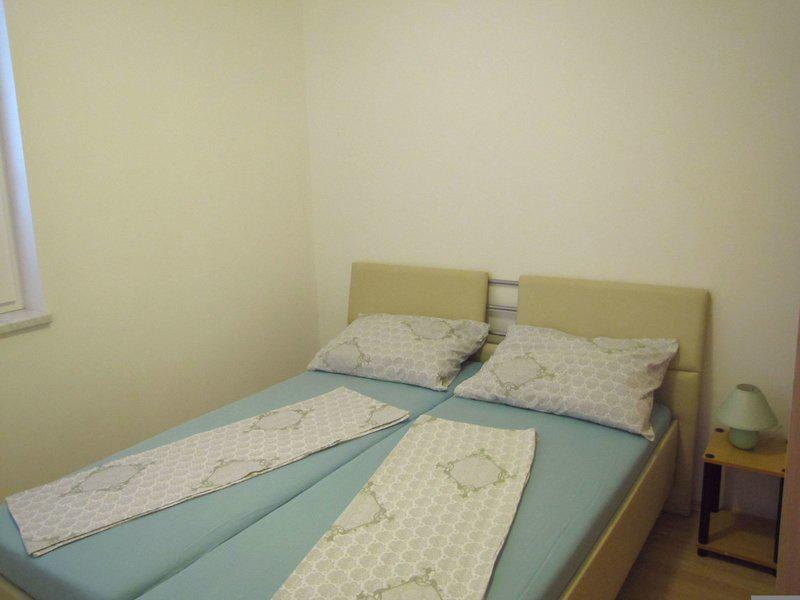 C40954A8F4C7FF7EDDB5AD62540BCE76