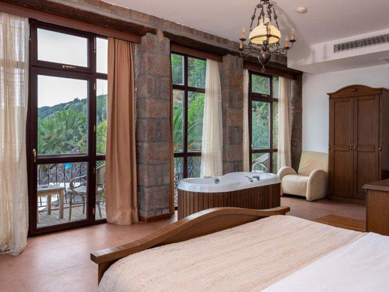 6666A612D162926CF6E6C19171C21DA5