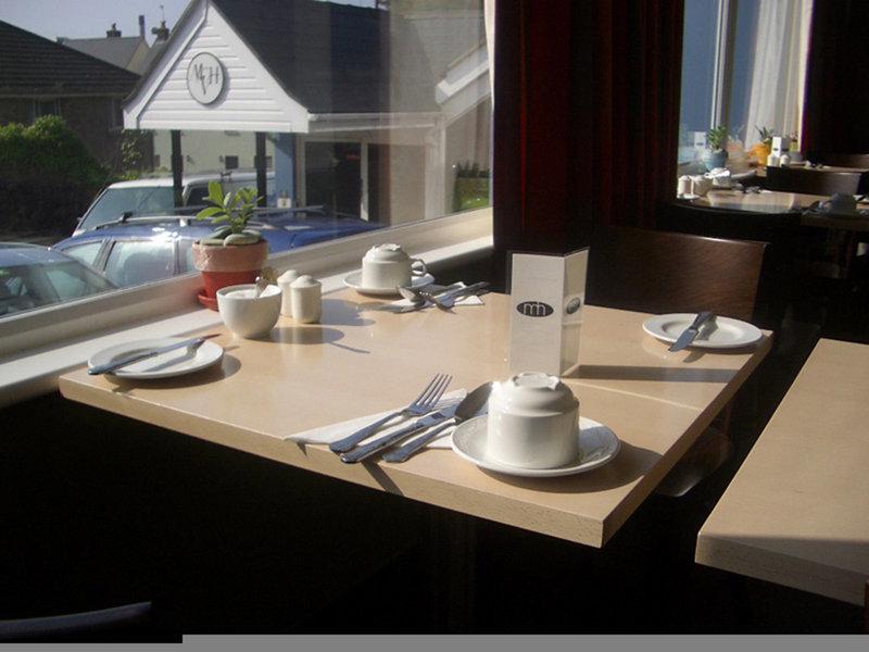 47D0669255F60709AD9BC62F585CB1EE