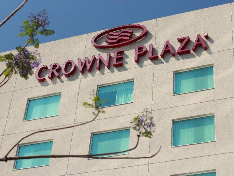 827AB25F2CEF08E5119A74612BE64D5F