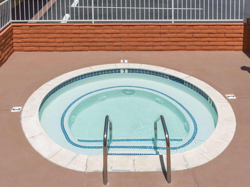 B1F25B5FD49DE7B6947E520207B8336E