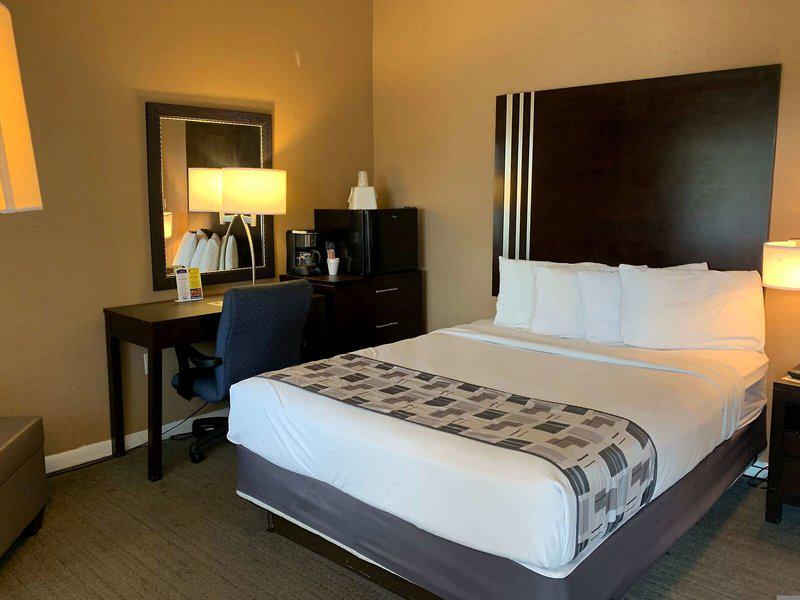 F0EEF846E5533199155EFCA7A2532162