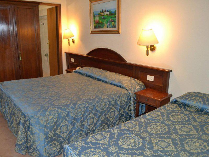 7A5BD7F8AFC4ACCBB4A6CC5B7FA1682E