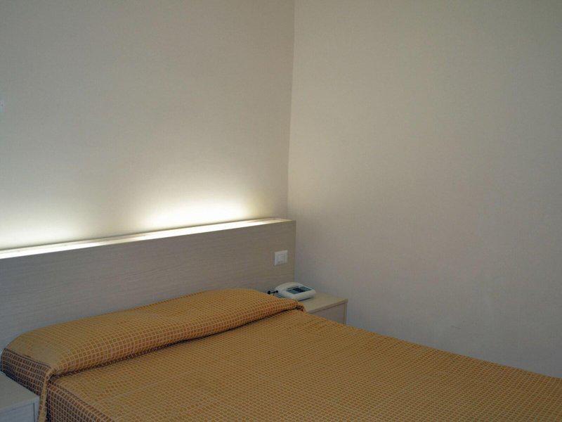 33E6BD0CF4F449E9D47696929F93CB10