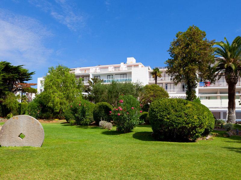 A8DE87D1870F64C745FA6EDFF25DCCCE