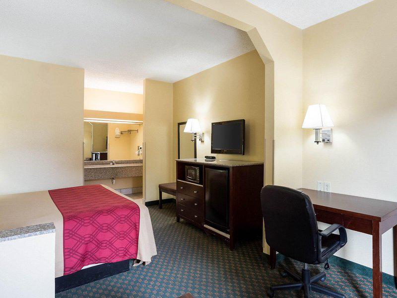 A13EBF7E8DB9A1D3C1012AD9E2654B05