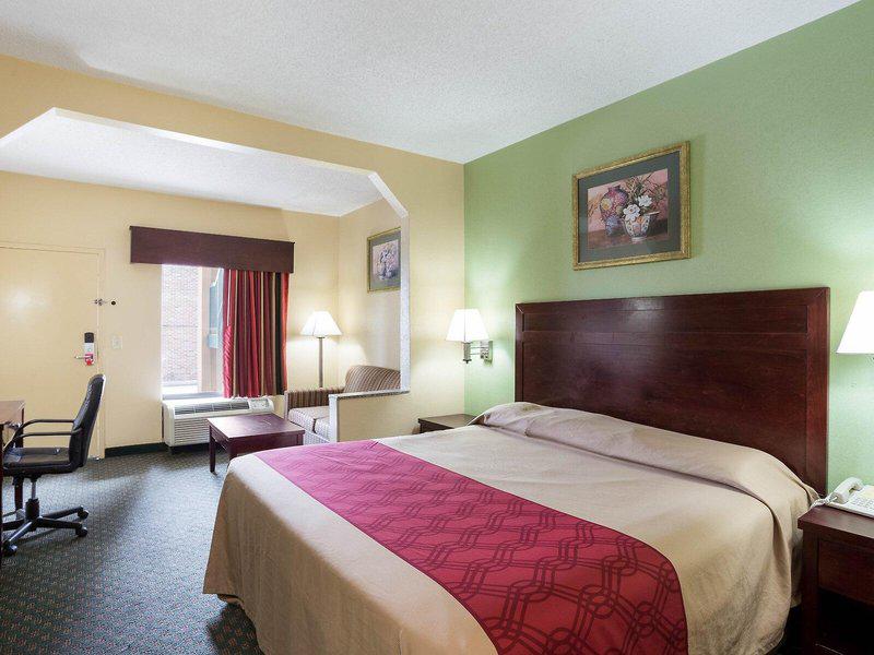 CED55979A8CD27F79F757C99E9082DDB