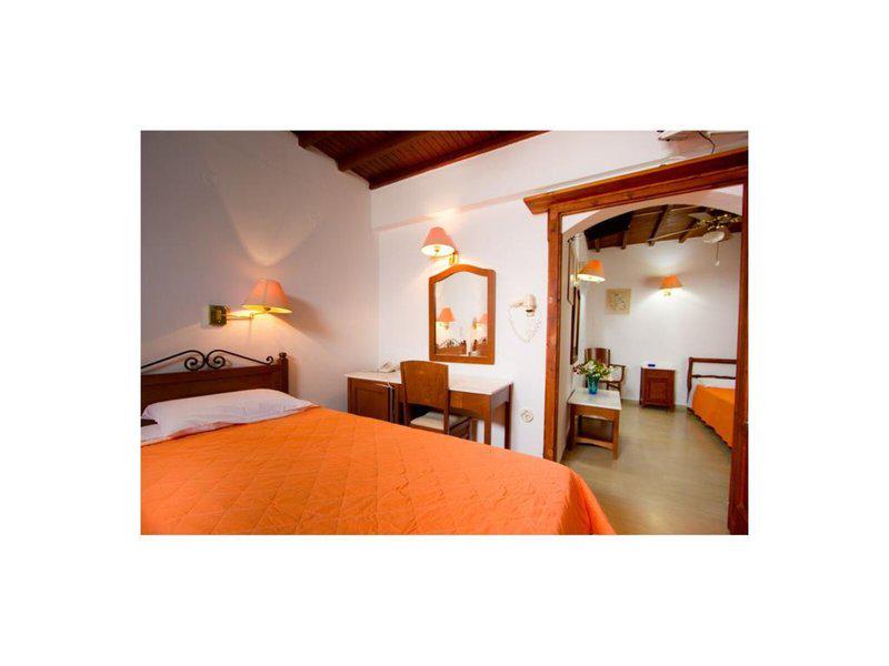 7B71DE05ECBCCCCD69683481D0E73D4C