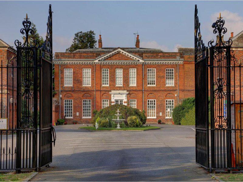 C006783DC03FED007AF74362CB1E2C9F