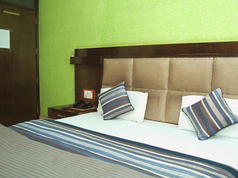 0B5028F2BDB15B7F039DE0A6DFBA1815