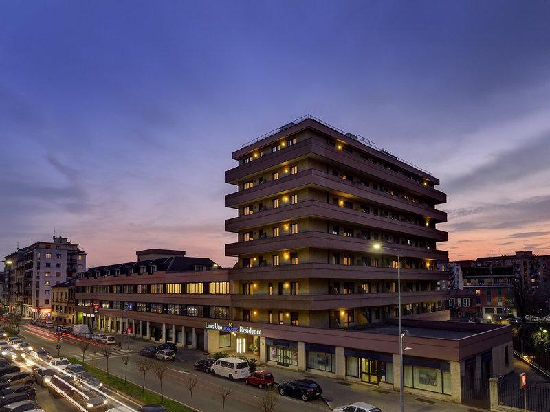 D813368055839D937CE405FA5DB98964