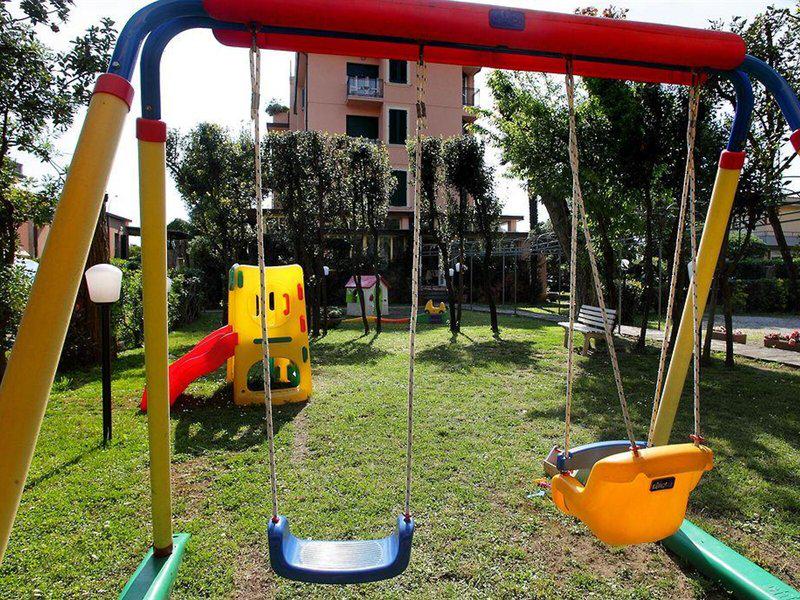 F6F14453DA2CF789CFA170FBEA797105