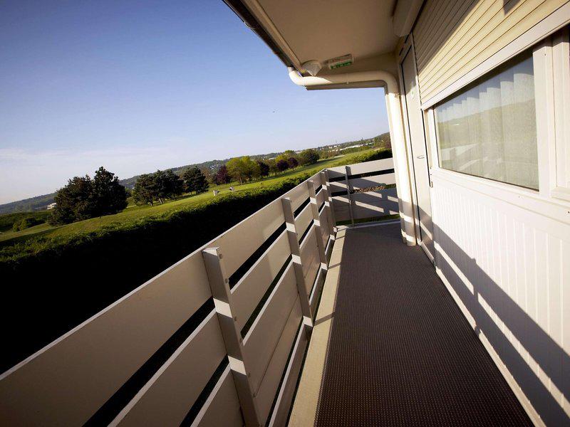 87C6AB7DF6A97C0286F037886C2AB4DE