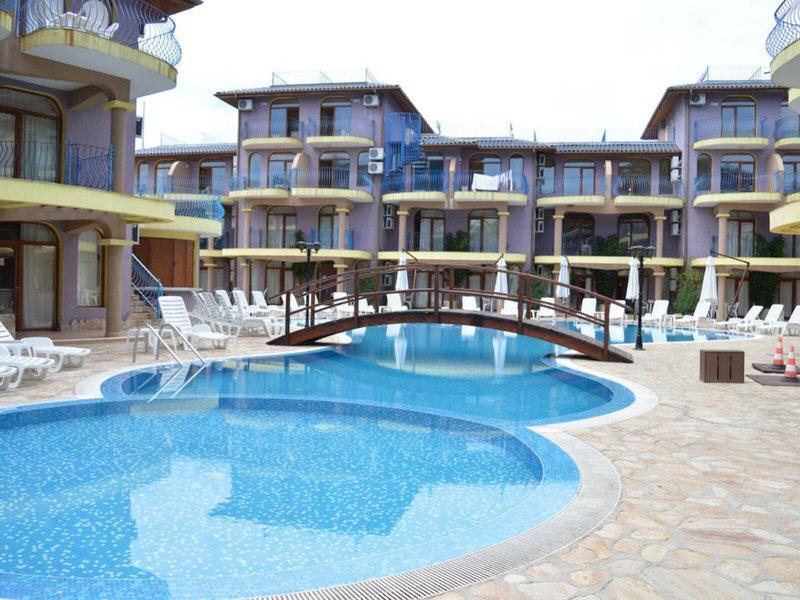 8001B793F2FDE5FD8DE2456BBB301E91