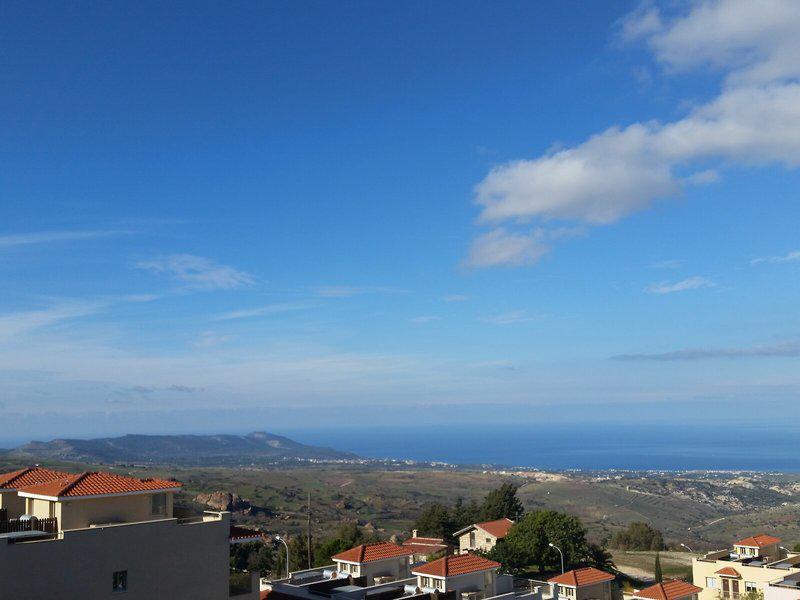 158B30E823A41FA8CA595B548F55570B