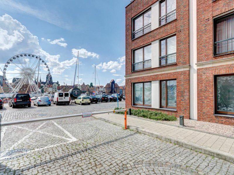 74B2E51FCF8A4DBAAEBB84C0BB1BC64A