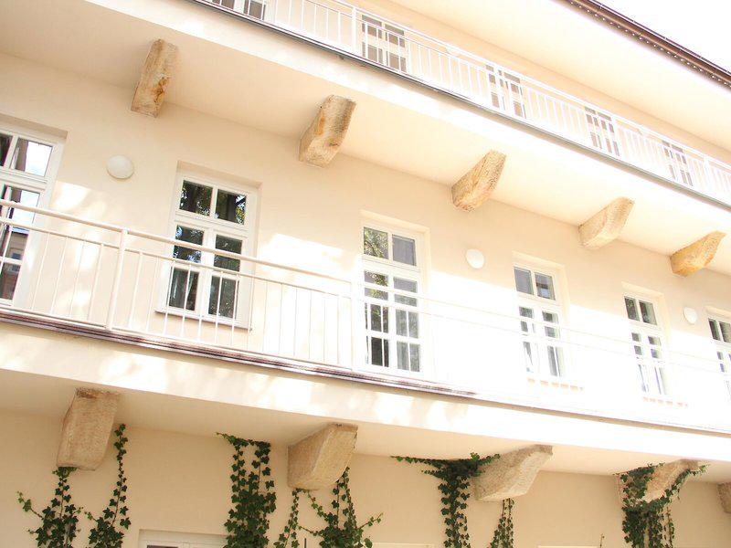 1714861BE8A54C4DCC49E4C2DFD83974