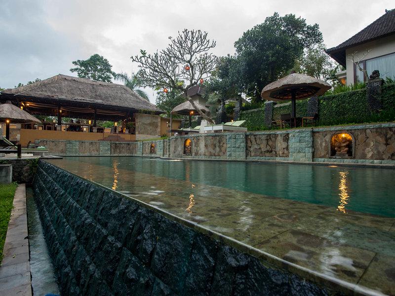 51BE0F0EC0AC546B00DB4B12E05196FA