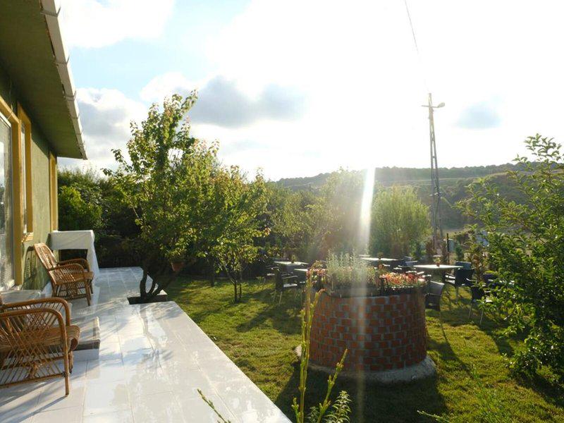 D03FD877F5EBDF06060645A975CC3D30