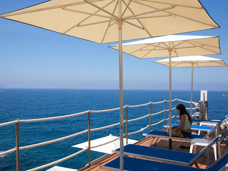 13D67A9529CD4584E9A64208B142F8C4