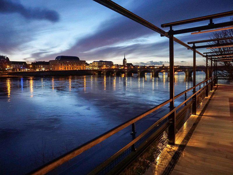 EFFA6DBB45FB5C7467AAF63D61A6CE99