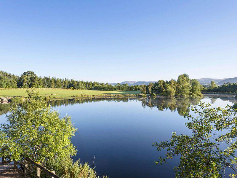 D0E0EEAD40C4950865630CDB6A8AE343