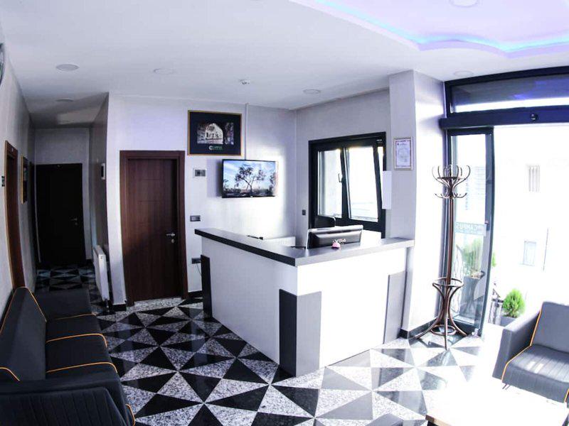 FFEE7DE4867A5853F2EDE901E45340EA