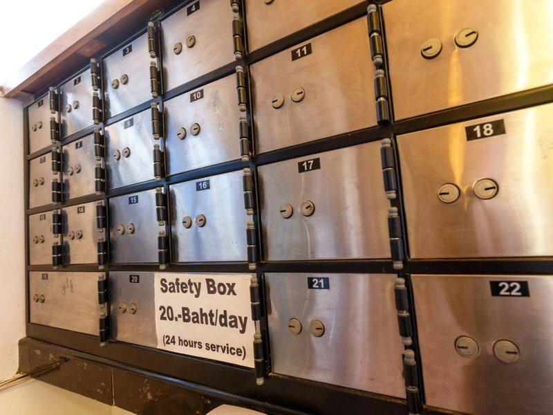 E23263216816455E13F7136E03CF81FD